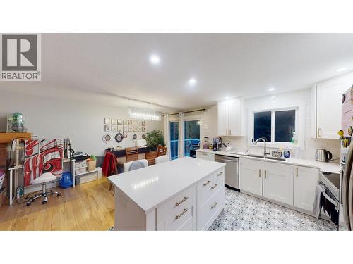 156 Gull Crescent, Prince Rupert, BC - Indoor Photo Showing Kitchen