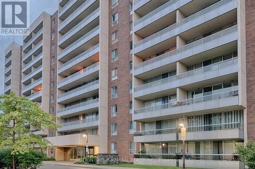 503 - 31 FOUR WINDS DRIVE  Toronto, ON M3J 1K9