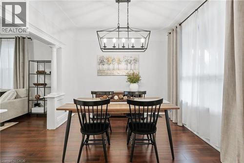 44 Whitfield Avenue, Hamilton, ON - Indoor Photo Showing Dining Room