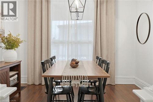 44 Whitfield Avenue, Hamilton, ON - Indoor Photo Showing Dining Room