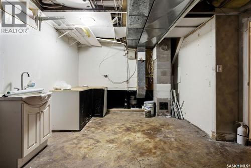 960 Mccarthy Boulevard, Regina, SK - Indoor Photo Showing Basement