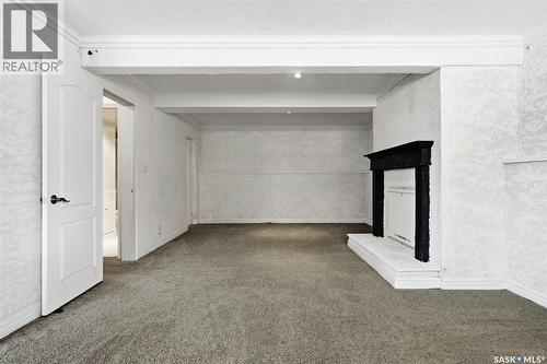 960 Mccarthy Boulevard, Regina, SK - Indoor Photo Showing Other Room