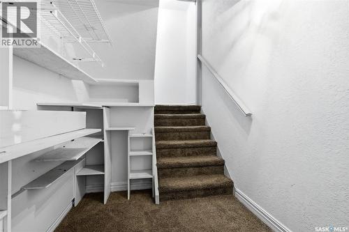 960 Mccarthy Boulevard, Regina, SK - Indoor