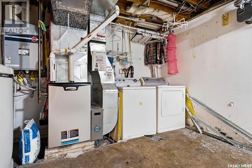 960 Mccarthy Boulevard, Regina, SK - Indoor Photo Showing Other Room