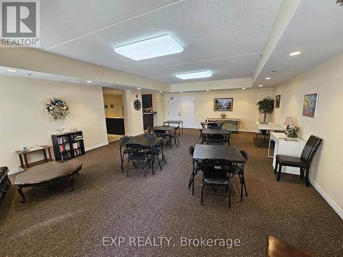 102 - 308 Watson Parkway N, Guelph, ON - Indoor Photo Showing Kitchen With Stainless Steel Kitchen