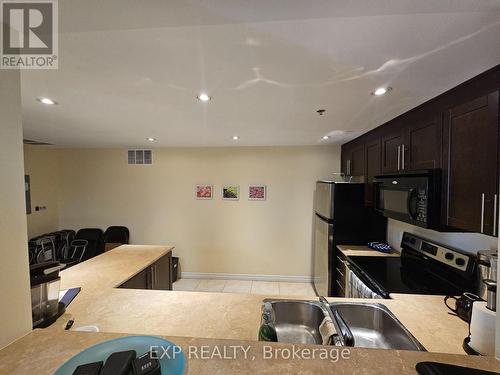 102 - 308 Watson Parkway N, Guelph, ON - Indoor