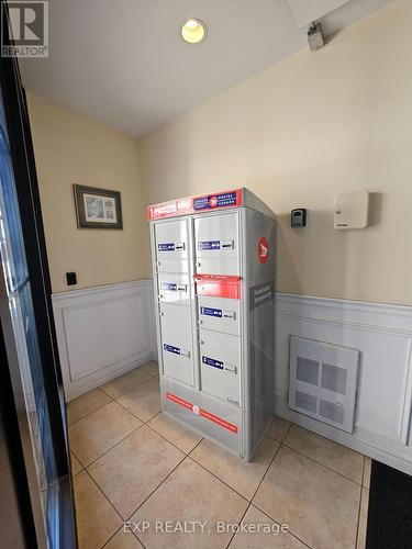 102 - 308 Watson Parkway N, Guelph, ON - Indoor Photo Showing Other Room