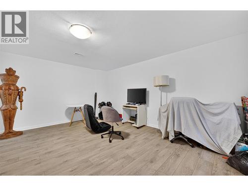 982 Paret Crescent, Kelowna, BC - Indoor