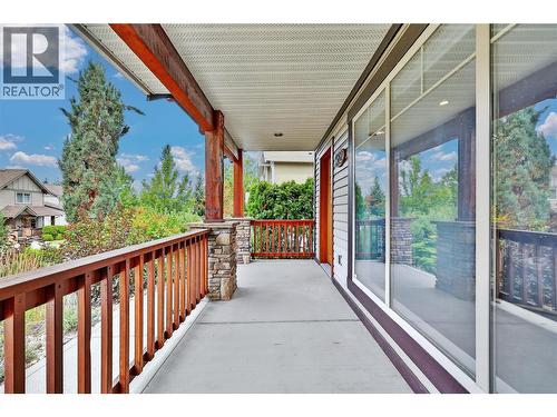 982 Paret Crescent, Kelowna, BC - Outdoor With Exterior