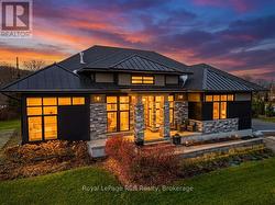 1 WINDROSE VALLEY BOULEVARD  Clearview, ON L9Y 0K2