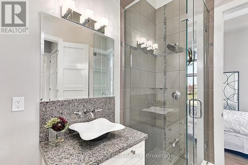 1 Windrose Valley Boulevard, Clearview, ON - Indoor Photo Showing Bathroom
