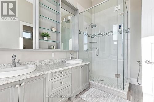 1 Windrose Valley Boulevard, Clearview, ON - Indoor Photo Showing Bathroom