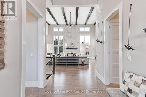 1 Windrose Valley Boulevard, Clearview, ON - Indoor Photo Showing Other Room