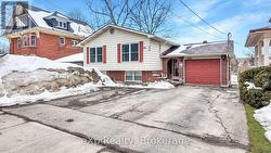 920 5TH AVENUE E  Owen Sound, ON N4K 2S2