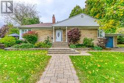 2181 COURTLAND DRIVE  Burlington, ON L7R 1S2