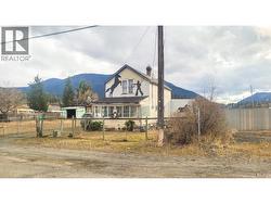 307 Smith Avenue  Clinton, BC V0K 1K0