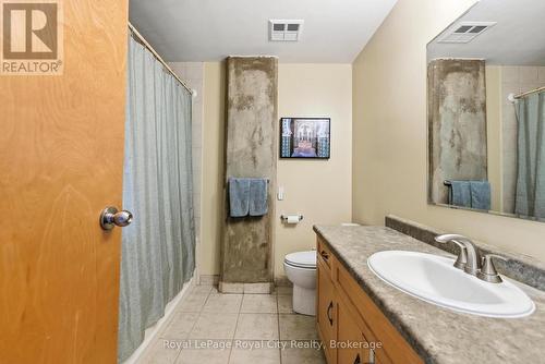 108 - 26 Ontario Street, Guelph (St. Patrick'S Ward), ON - Indoor Photo Showing Bathroom