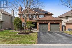 76 HANSEN AVENUE  Ottawa, ON K2K 2L7