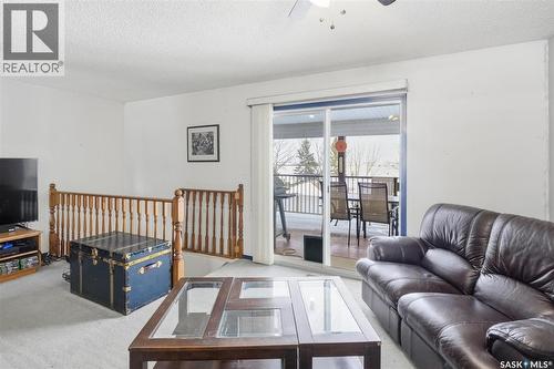 48 Procter Drive, Shields, SK - Indoor Photo Showing Living Room