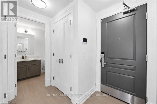 1102 - 2060 Lakeshore Road, Burlington, ON - Outdoor