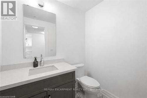 1102 - 2060 Lakeshore Road, Burlington, ON - Indoor Photo Showing Bathroom