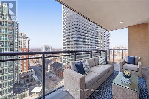1102 - 2060 Lakeshore Road, Burlington, ON - Indoor