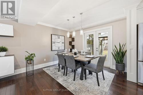 383 Cosburn Crescent, Burlington, ON - Indoor Photo Showing Dining Room