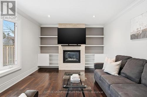 383 Cosburn Crescent, Burlington, ON - Indoor Photo Showing Living Room With Fireplace