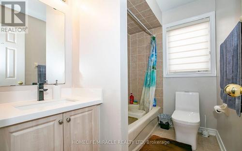 29 Dewridge Court, Brampton, ON - Indoor Photo Showing Bathroom