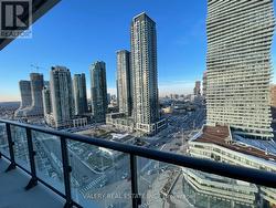 1605 - 448 BURNHAMTHORPE RD ROAD W  Mississauga, ON L5B 4A4