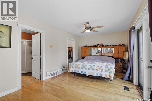 122 Main Street, Radisson, SK - Indoor Photo Showing Bedroom