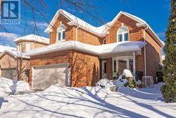 2411 EAST GATE CRESCENT  Oakville (Ro River Oaks), ON L6H 6L1