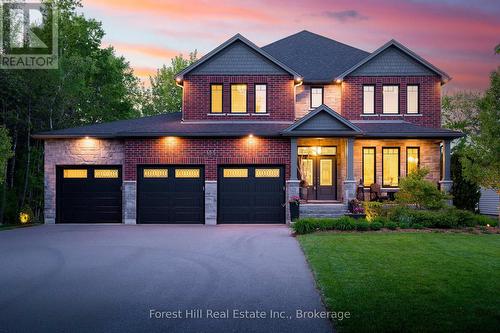 155 GLENLAKE BOULEVARD  Collingwood, ON L9Y 0X2