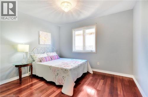 4689 Bracknell Road, Burlington, ON - Indoor Photo Showing Bedroom