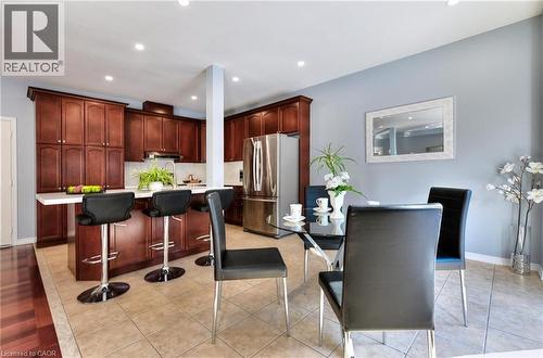 4689 Bracknell Road, Burlington, ON - Indoor Photo Showing Dining Room