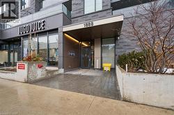 1888 QUEEN Street E Unit# 501 Toronto, ON M4L 1H4