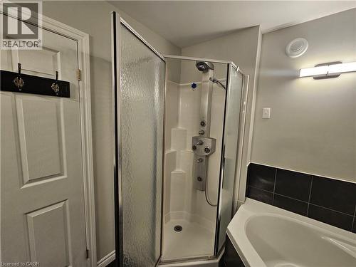 308 Watson Parkway N Unit# 102, Guelph, ON - Indoor Photo Showing Bathroom