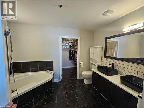 308 Watson Parkway N Unit# 102, Guelph, ON - Indoor Photo Showing Bathroom