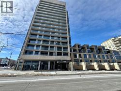 1940 IRONSTONE Drive Unit# 809  Burlington, ON L7L 0E4