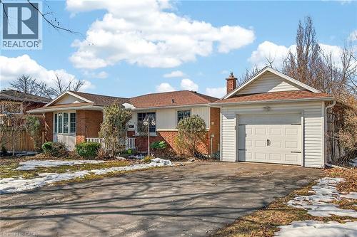 4569 MITCHELL Avenue  Niagara Falls, ON L2E 6R6