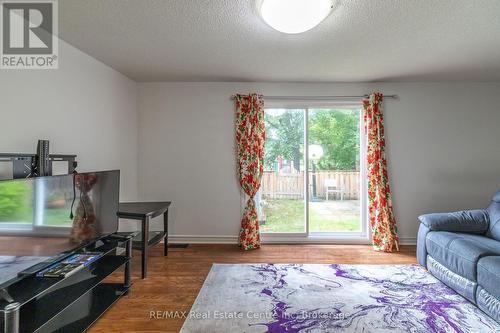 74 - 129 Victoria Road N, Guelph (Grange Road), ON - Indoor