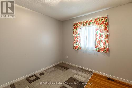 74 - 129 Victoria Road N, Guelph (Grange Road), ON - Indoor Photo Showing Other Room