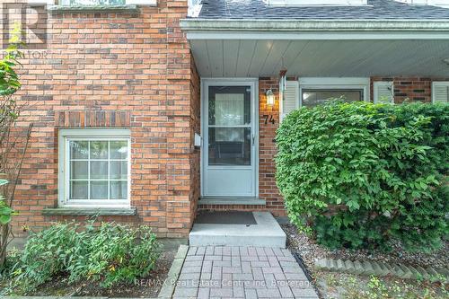 74 - 129 Victoria Road N, Guelph (Grange Road), ON - Outdoor