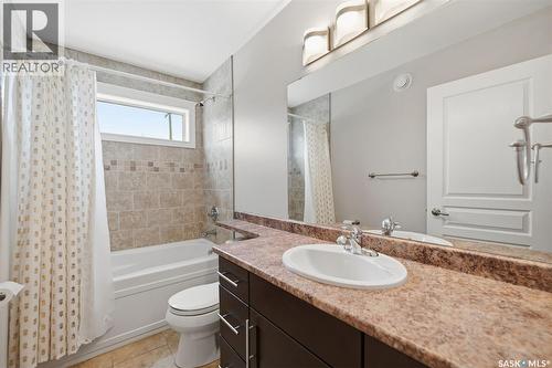 1415 Paton Crescent, Saskatoon, SK - Indoor Photo Showing Bathroom