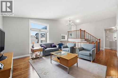 1415 Paton Crescent, Saskatoon, SK - Indoor Photo Showing Living Room