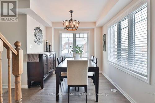 1133 Duignan Crescent, Milton, ON - Indoor Photo Showing Dining Room