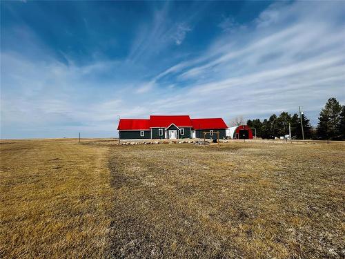 A stunning property that catches your eye from miles away. - Pierson, Manitoba 