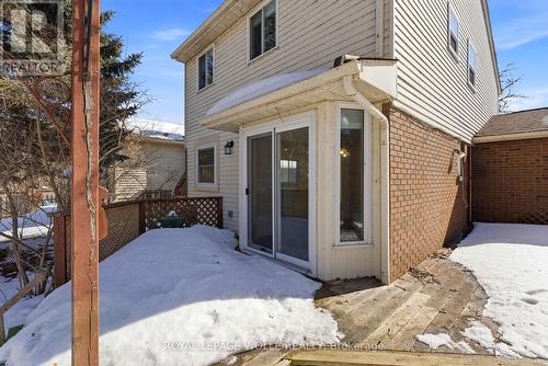 16 Thornbush Crescent, Waterloo, ON - Outdoor With Exterior