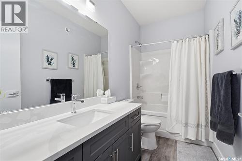 406 Hamm Lane, Saskatoon, SK - Indoor Photo Showing Bathroom