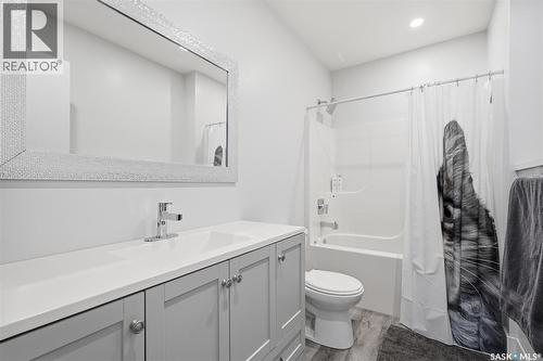 406 Hamm Lane, Saskatoon, SK - Indoor Photo Showing Bathroom